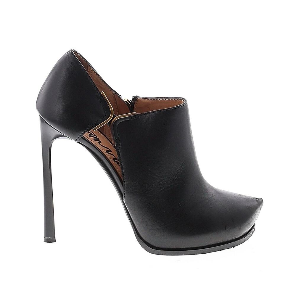 LANVIN Black Leather Ankle Boot Heels Size 39.5 US 9.5 Gold Hardware 5” Heel